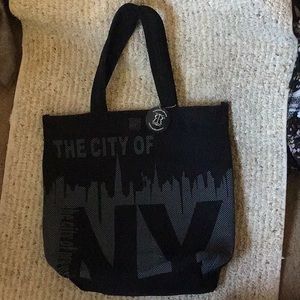 NWT NYC black tote Robin Ruth